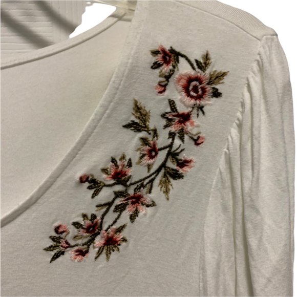 Ivory Embroidered Long Sleeve Shirt AEO Large - Picture 5 of 8